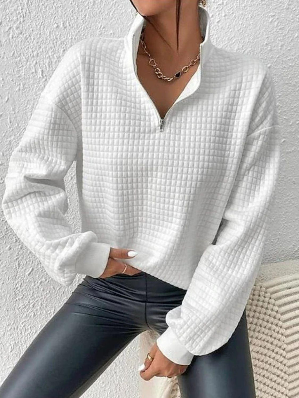 Sweatshirt White Textured Collared Neck Long Sleeve 2471f588-a3ae-4c30-9292-2047704f18c1-Max Trendsi