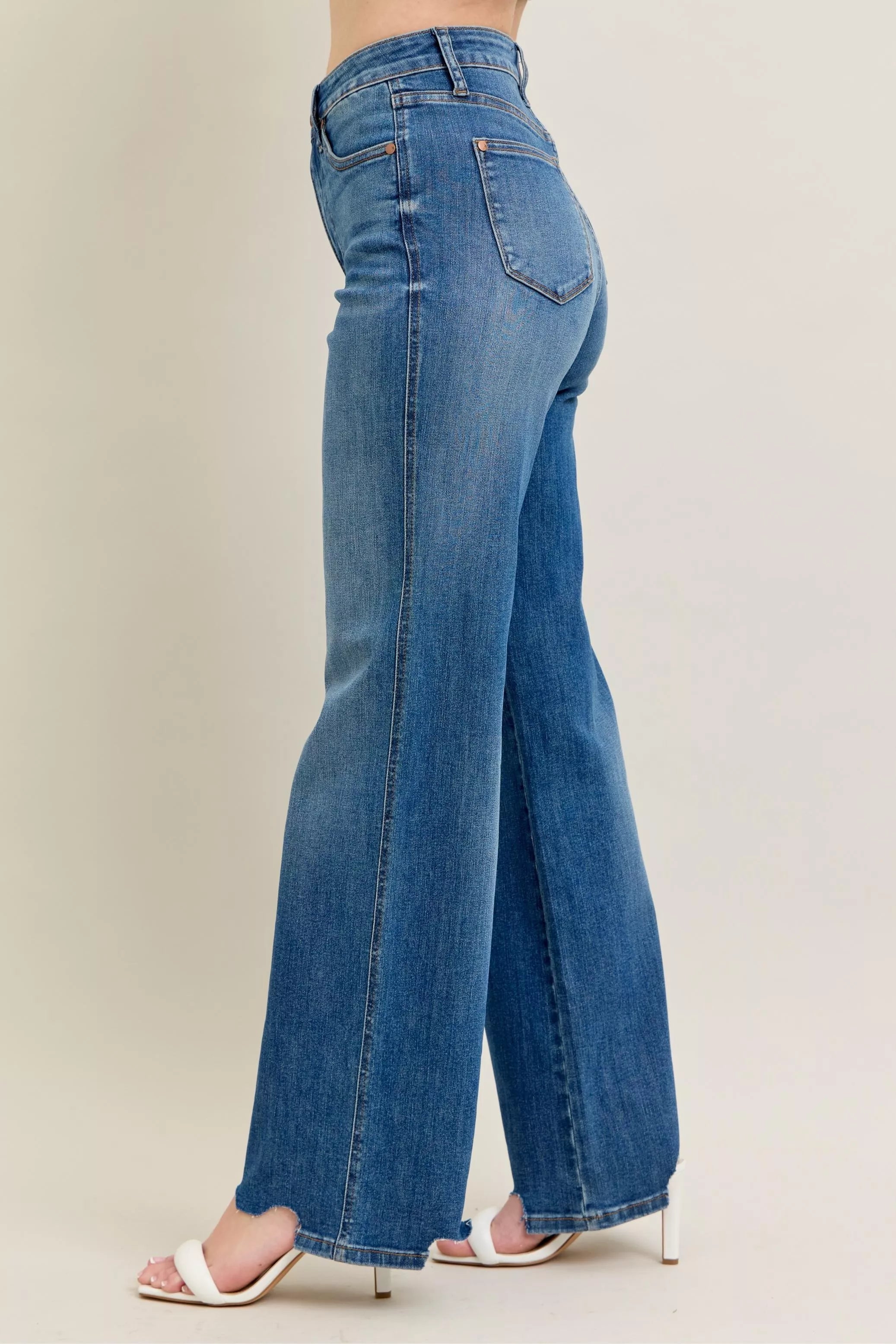 Judy Blue Jeans High Waist Tummy Control Chew Hem Destroy Wide Denims 25202dc8446b4862a1c6b6656244f0f5-Max-Origin Trendsi