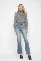 Judy Blue Bootcut Jeans Tummy Control with Embroidered Pockets 2567e1d0-580a-44e9-89ae-5ee57f6781cd-Min Trendsi