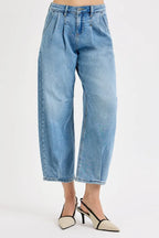 RISEN Women's Jeans Crop Wide Volume Leg Pleated Mid Rise Medium Wash 26bb00a58fec48c99abbef9bd185bb37-Max-Origin Trendsi