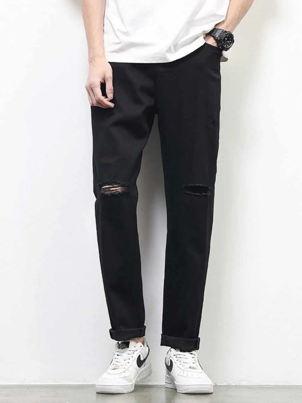 Men's Straight Leg Jeans Black Casual Ripped Knee Distressed Denim Pants 26dcbe4f-57cc-4e25-ab0b-1f10c6c043dc-Max-Origin Trendsi