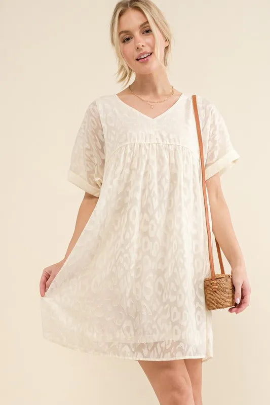 And The Why Mini Dress White Leopard Baby Doll Casual Short Sleeve 26e6f28474674dba8f4e82f59f8531fc-Max-Origin Trendsi