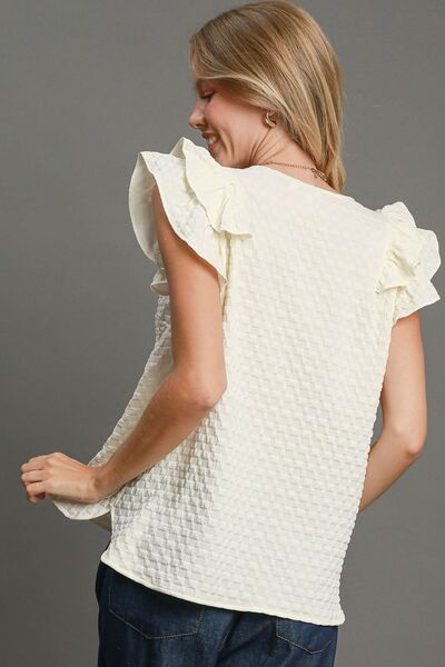 Umgee Textured Jacquard Blouse V-Neck Ruffle Short Sleeve Cream Top 271eebcd-ade1-4895-bda6-55fe6a9bdaa4-Min Trendsi