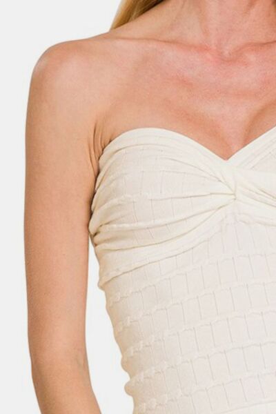 Zenana Strapless Top Ruched Twisted Sweetheart Neck Ivory 27dc9837-8291-4ed7-b262-39b87652923d-Min Trendsi