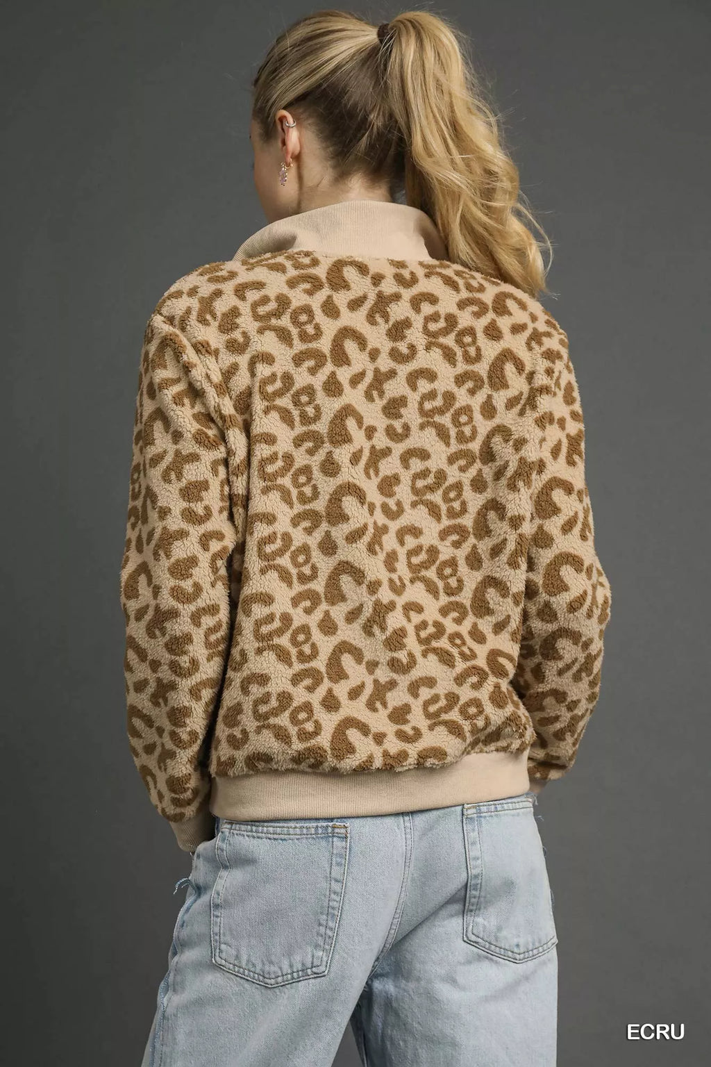 Umgee Sweatshirt Leopard Ecru Print Quarter-Zip Pocketed Top 285cfed3-6e07-41c3-948d-9d71b3477798-Max-Origin Trendsi