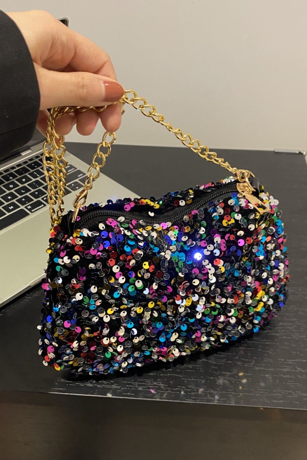 Sequin Shoulder Bag Women Small Chain Metal Strap Zipper Purses