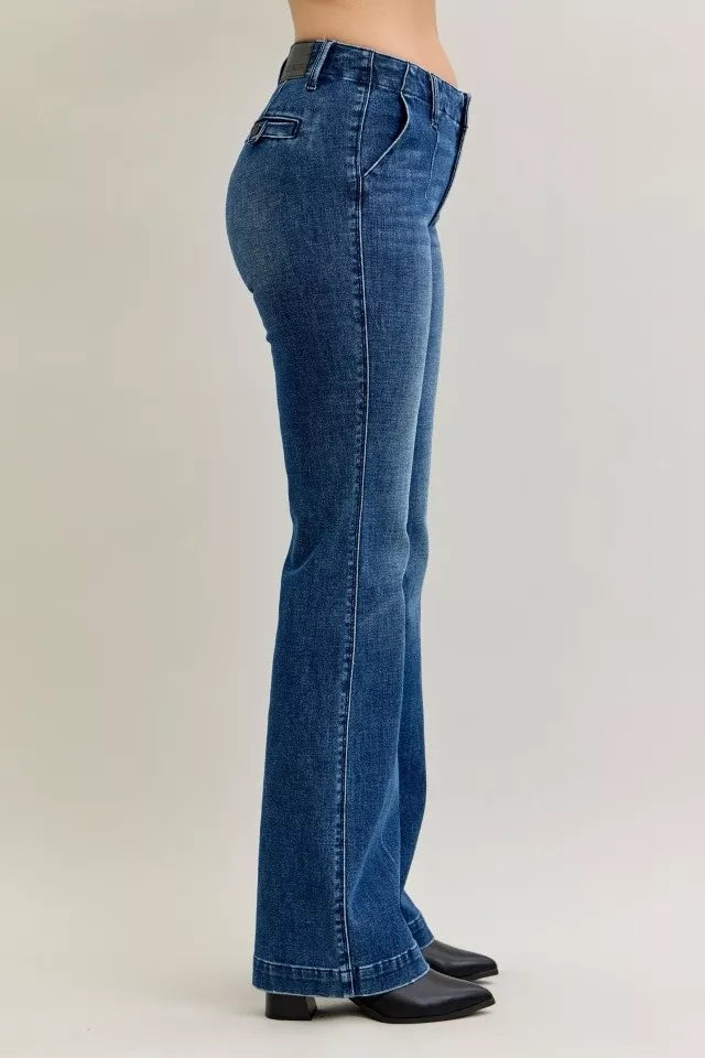 Judy Blue Bootcut Jeans Mid Rise with Welt Pockets Medium Wash Plus Sizes 2897e2d14476443a91befe70f97ae2a8-Max-Origin Trendsi
