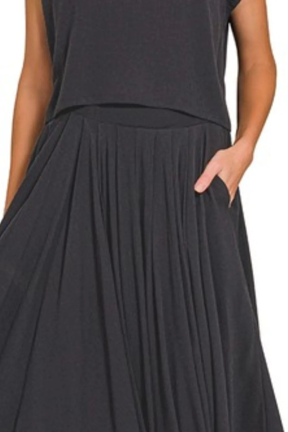 Zenana Crop Tee and Pleated Skirt Set Woven Crinkle Gauze Black Two-piece 28a5b664-4451-40d9-b34d-d4255c7c88eb-Max-Origin Trendsi