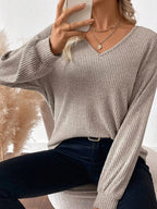 Womens Red Knit Top V Neck Ribbon Bow Back Long Sleeve Sweater 2b7f78c8-c832-4bb1-bbab-216d3940170e-Max-Origin Trendsi