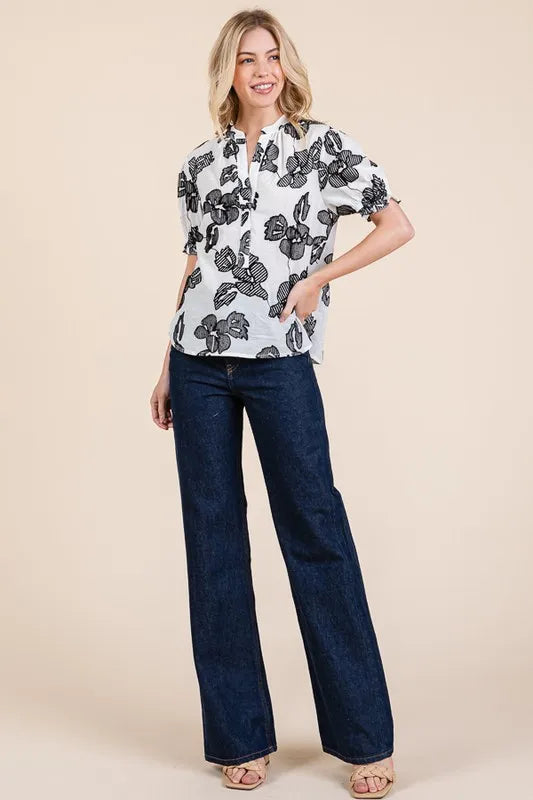 Lime 'N' Chili Blouse Floral Black Ivory Embroidered Split Neck Puff Sleeve 2c991452b2db42d7bfacff8287e8f987-Max-Origin Trendsi