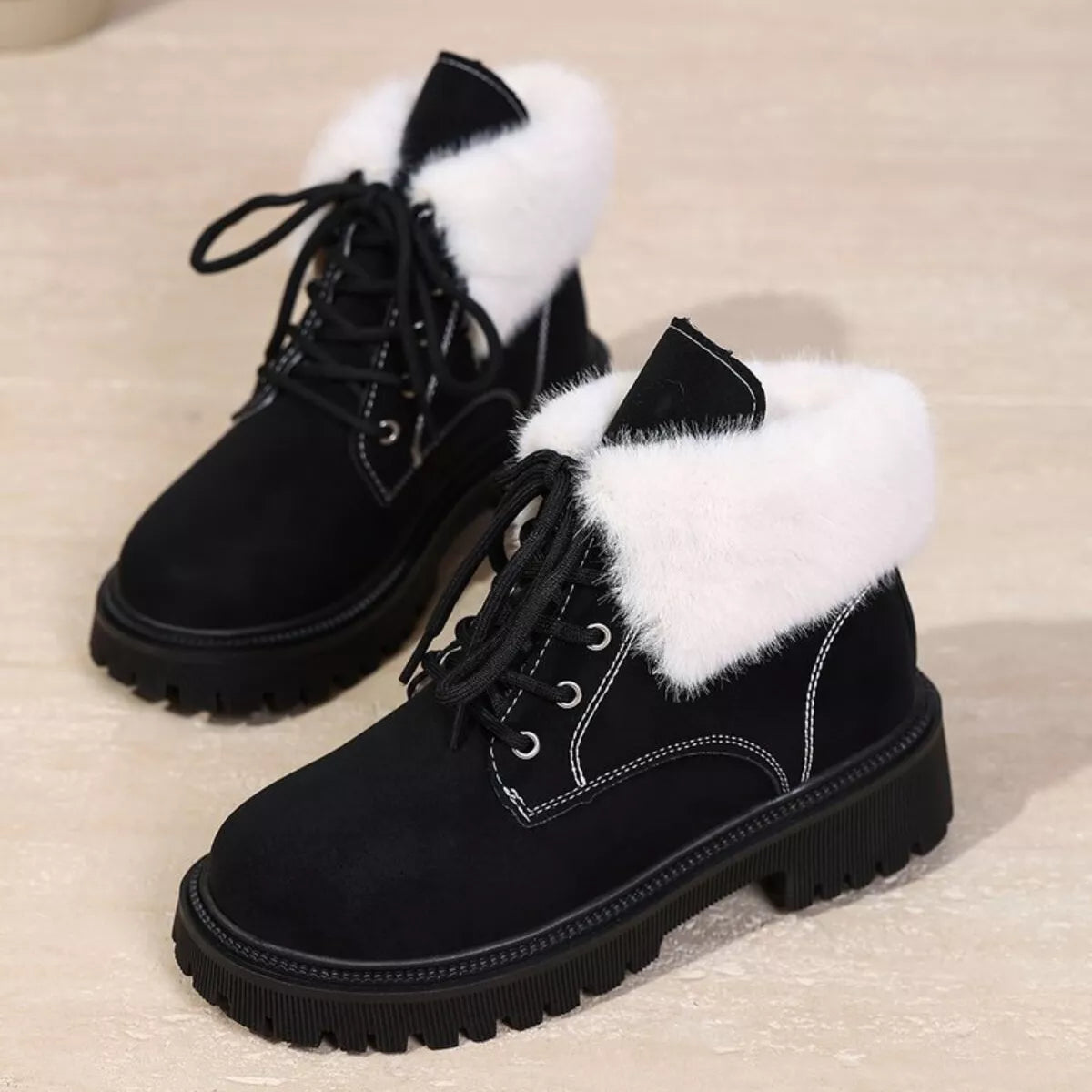 Women's Ankle Boots Faux Fur Lined Pu Leather Lace Up Round Toe Block Heels Black 2d048dc0752c40b881ef376f3337526b-Max-Origin Trendsi