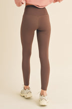 Yelete USA Leggings Coffee Brown Full Size Fleece Lined High Waisted Pants 2d2c35ee-ec7a-445a-8d39-6b623ca54544-Max Trendsi
