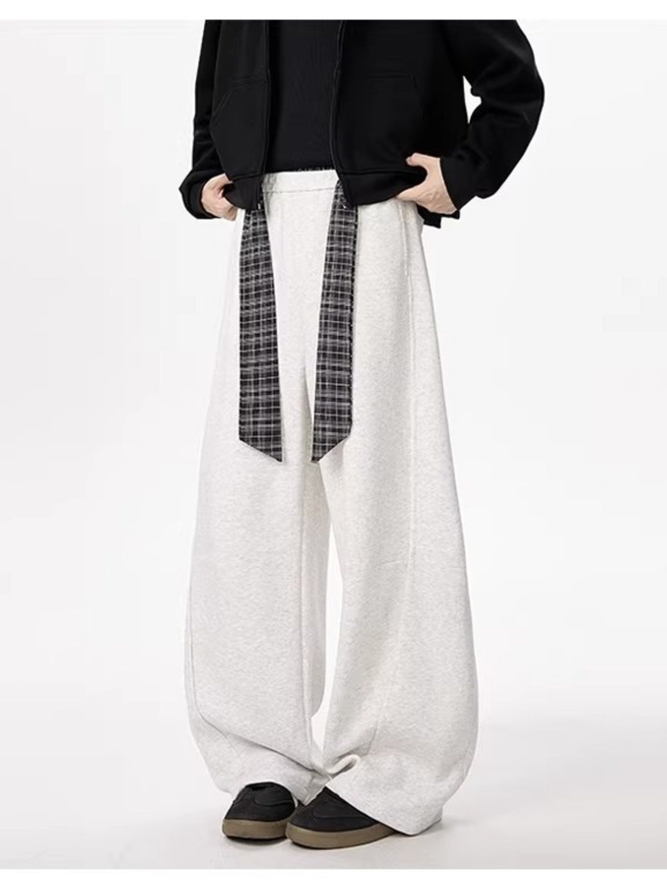 2fbac6e86bb24d8e90b8b7af9427959b-Max