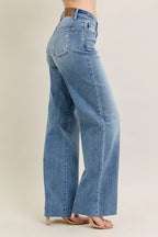 Judy Blue Baggy Jeans Women's V - Front Wasit Style Medium Washed Denim 2fc929a753624240a671d88c11669e9d-Max-Origin Trendsi