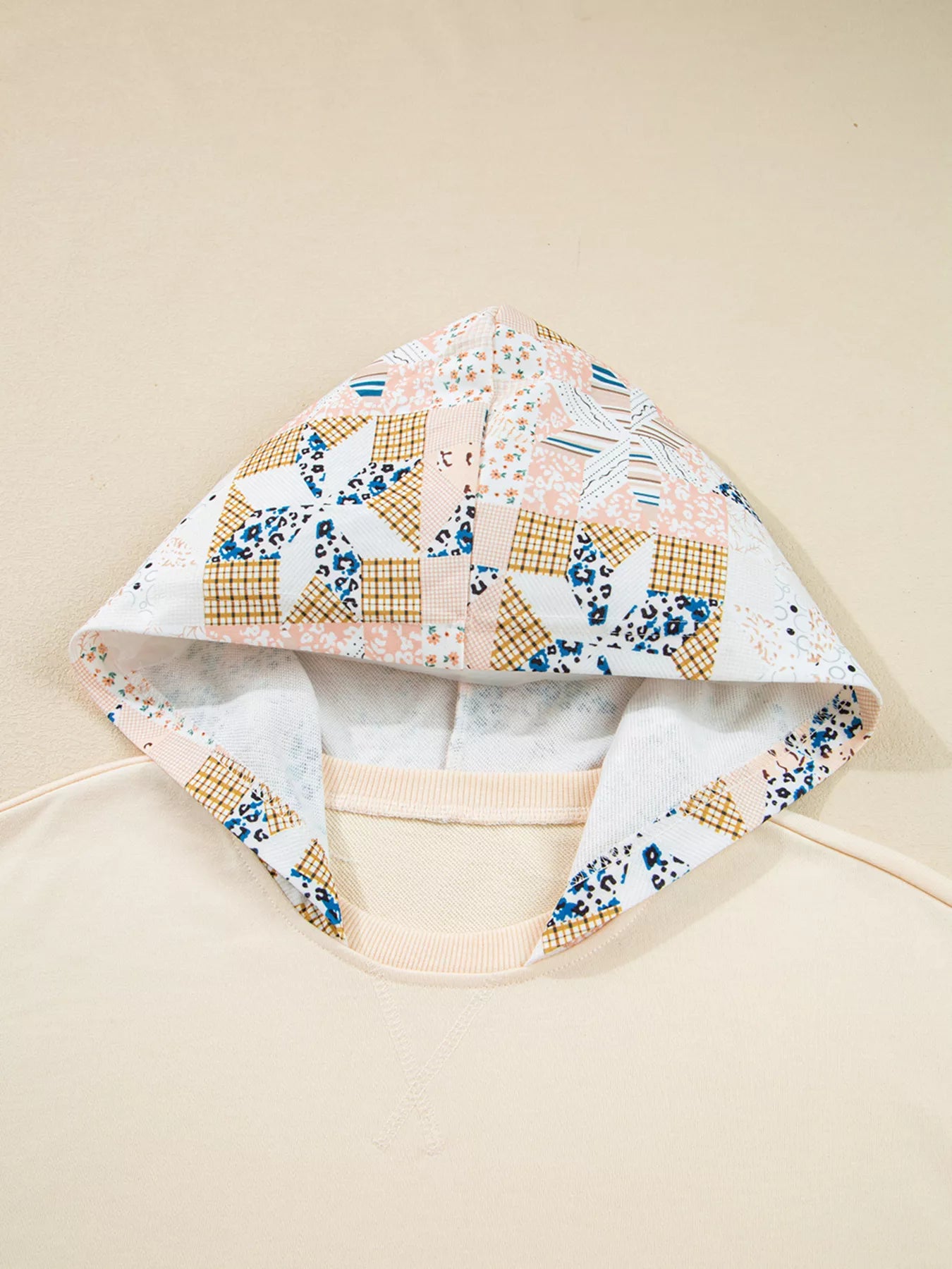 Women's Hoodie Cream Geo Pattern Patchwork with Kangaroo Pocket 304ddc74136d4d38a690987a6d2595b5-Max-Origin Trendsi