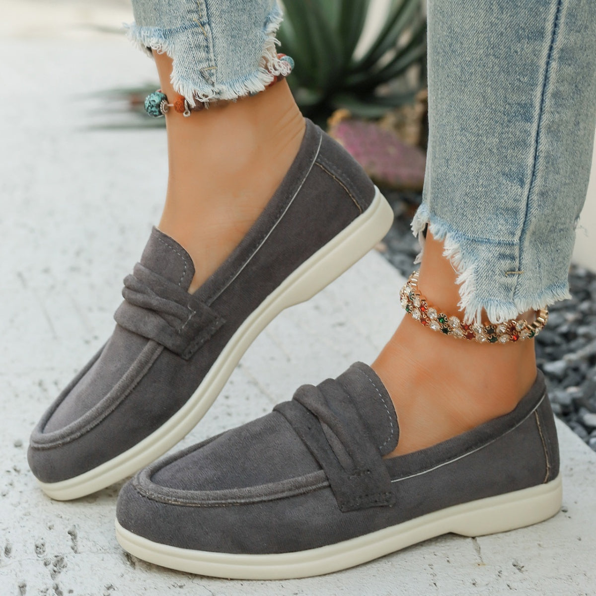 305e9bf7-0554-4115-8605-9e70d1f1ec91-Max