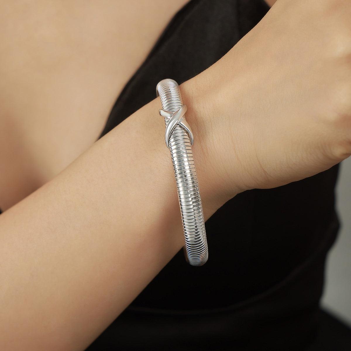 Bracelet 8K gold-plated Titanium Steel Spring Shape Silver One Size 30e94318-3922-4f9f-8856-77d1a9bede4c-Max Trendsi