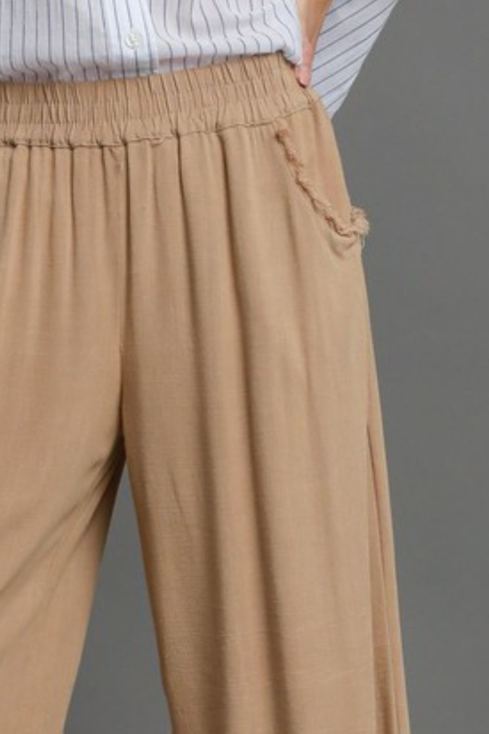 Umgee Linen Blend Pants Elastic Waistband Camel Wide Leg Raw Hem 31139c8f-5e0c-404e-bc88-fe695a147155-Max Trendsi