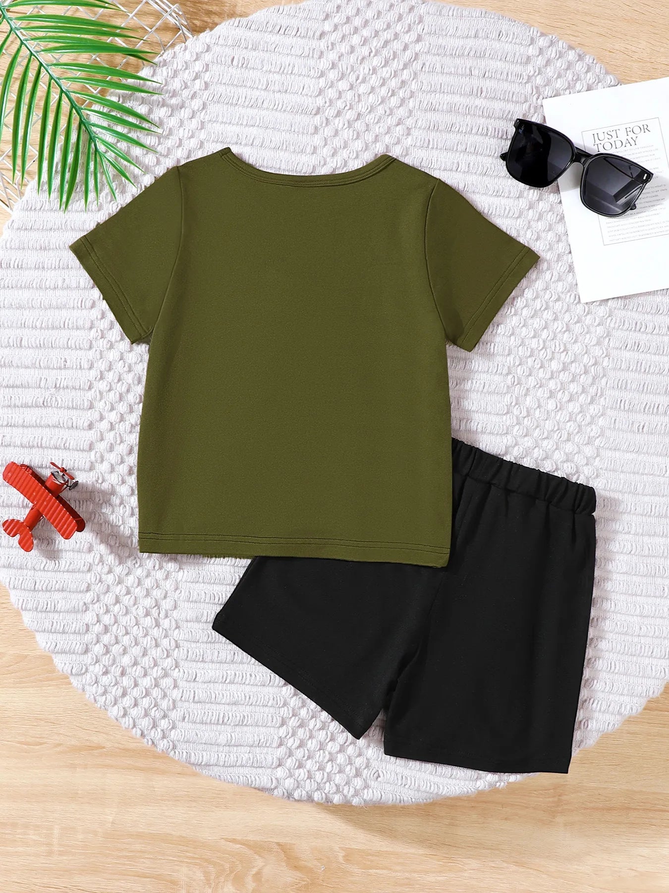 Boy's Baby Set Army Green Color Block Short Sleeve Top and Shorts Set 318a795e-ad36-44de-9016-b3737f1a6a7d-Max-Origin Trendsi