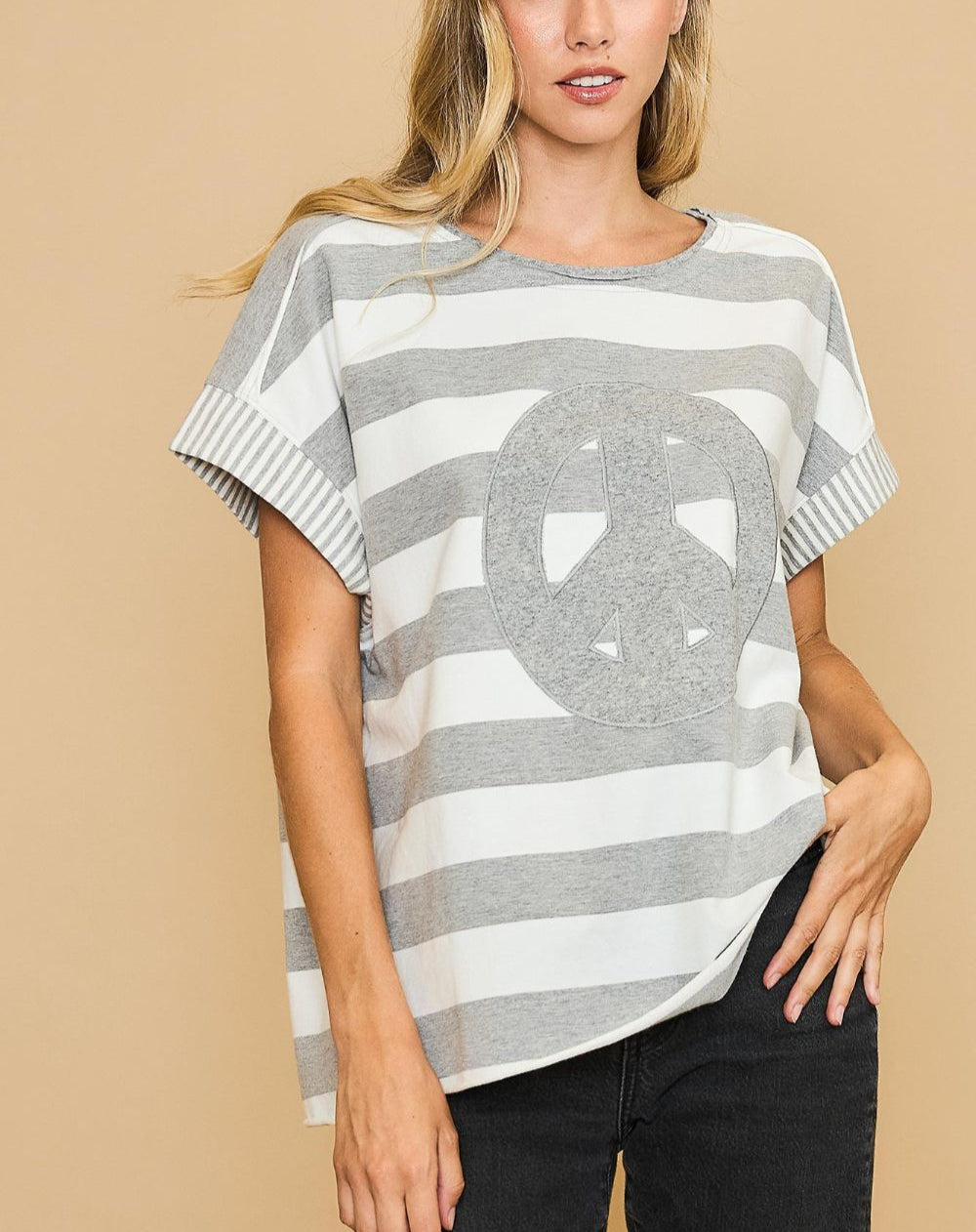 Umgee USA Women T-Shirt Gray Peace Sign Patch Striped French Terry Top 32c53124-6306-468d-9108-ab49a477f7f0-Max Trendsi