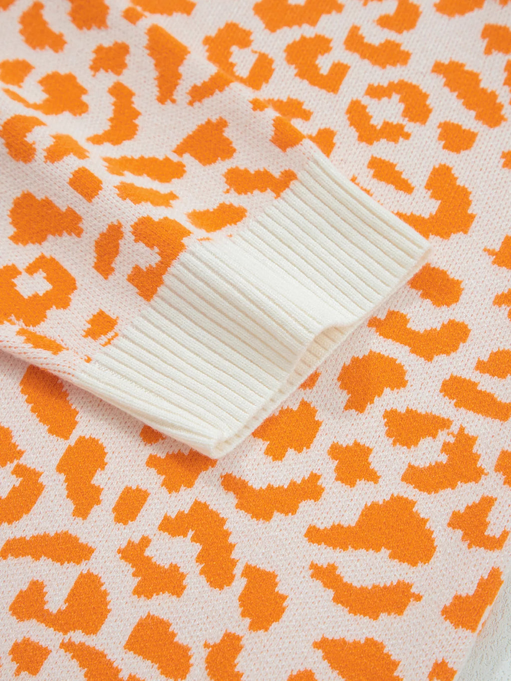 Leopard Women's Cardigan Chunky Knitted Drop Shoulder Long Sleeve Buttoned 33755131fb0a41b785af528845ca211d-Max-Origin Trendsi