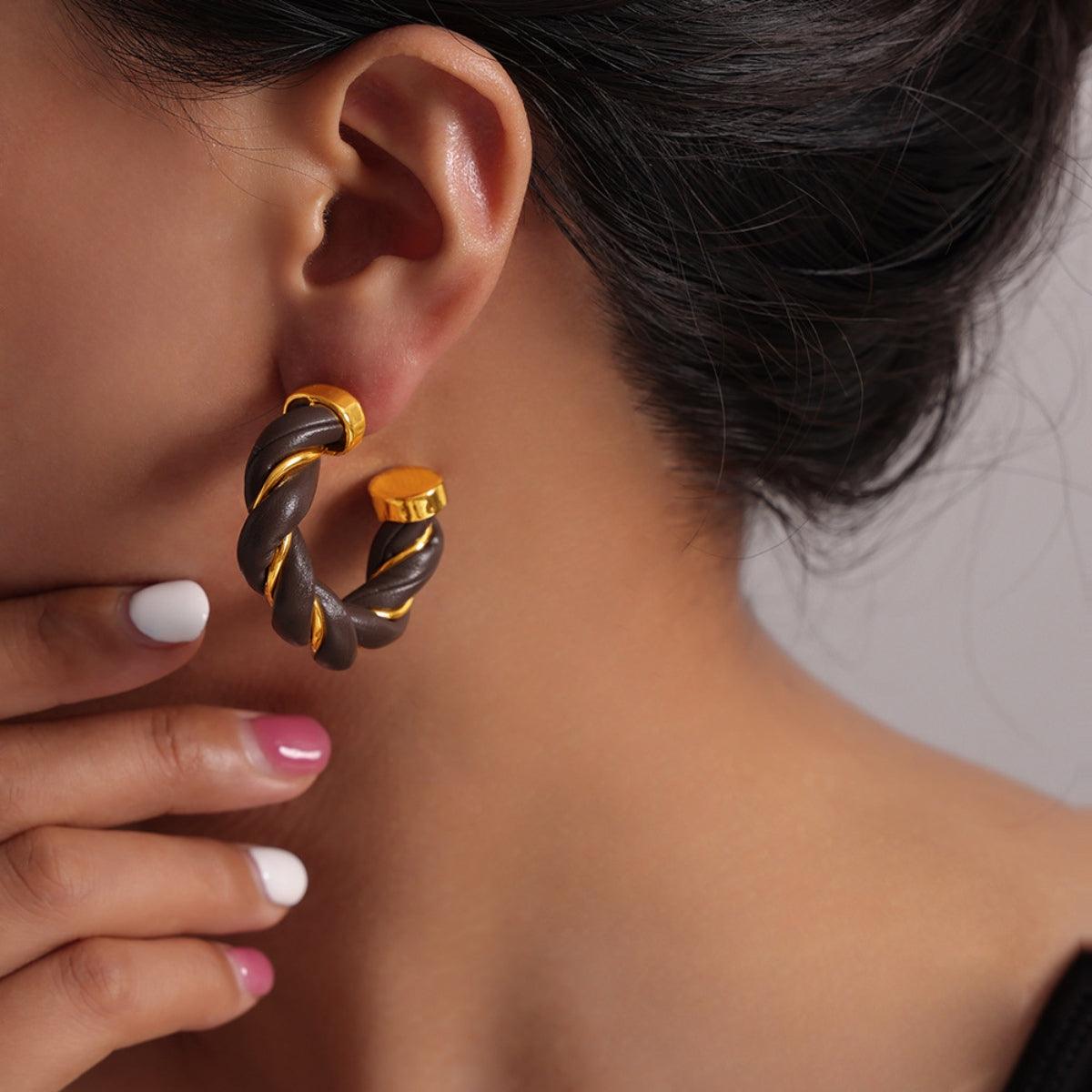 Earrings 18K gold-plated Twisted Leather Rope C-Hoop Jewelry Coffee Brown One Size 344e5fe4-fb45-461f-a0db-3c3d6c0ec989-Max Trendsi
