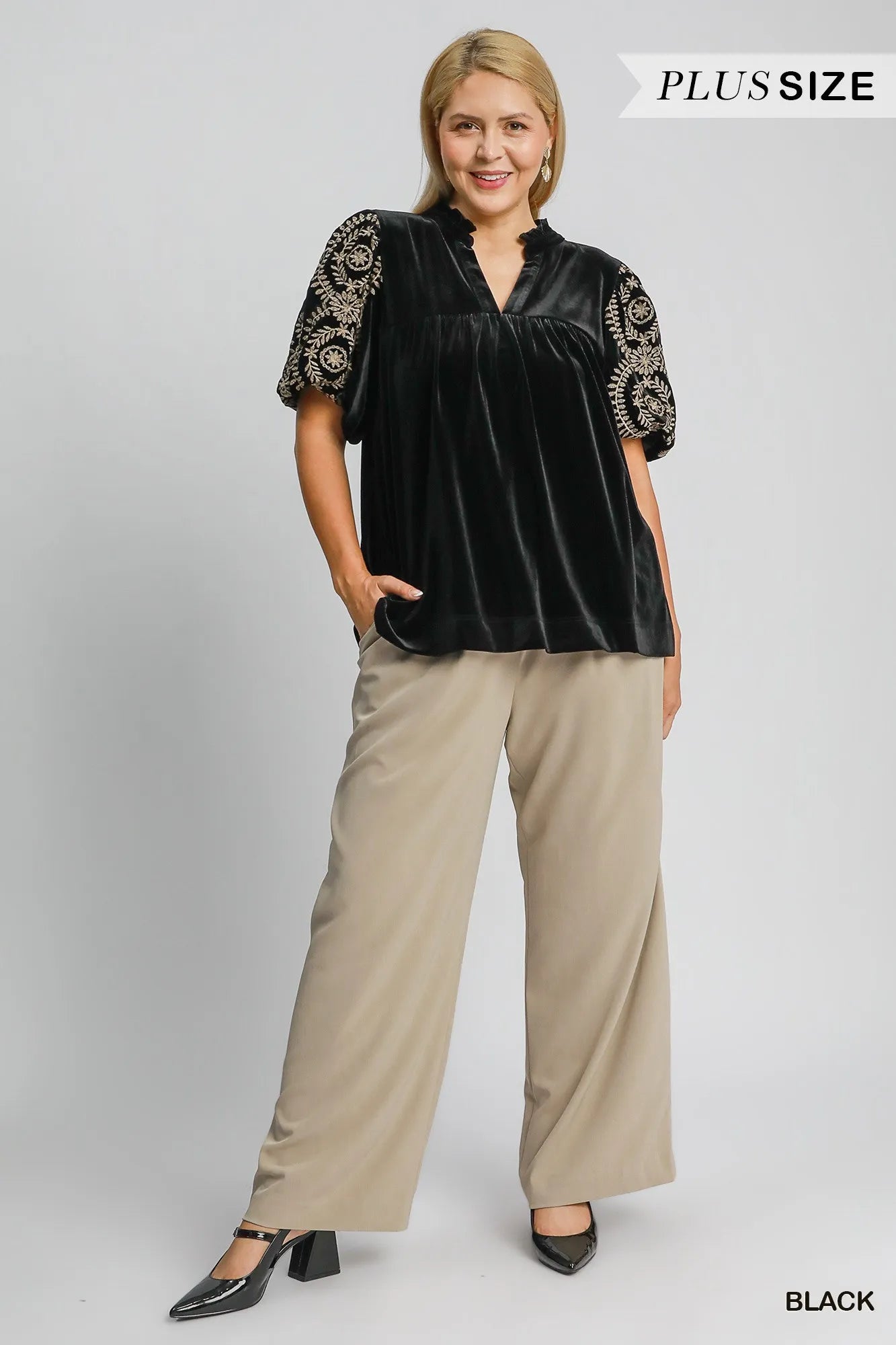 Umgee Blouse Black Velvet Embroidered Short Puff Sleeve Top 34d54be8-6c90-4b2a-9938-1c7851527220-Max-Origin Trendsi