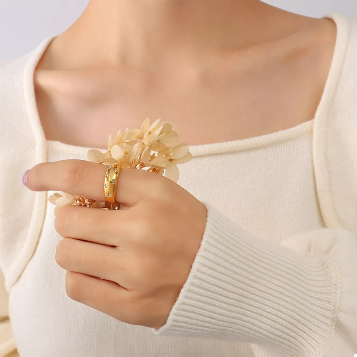 18K Gold-Plated Star Zircon Ring Gold Jewelry Gold 353af8fb-18a7-40d8-828d-f02322c467c0-Max-Origin Trendsi