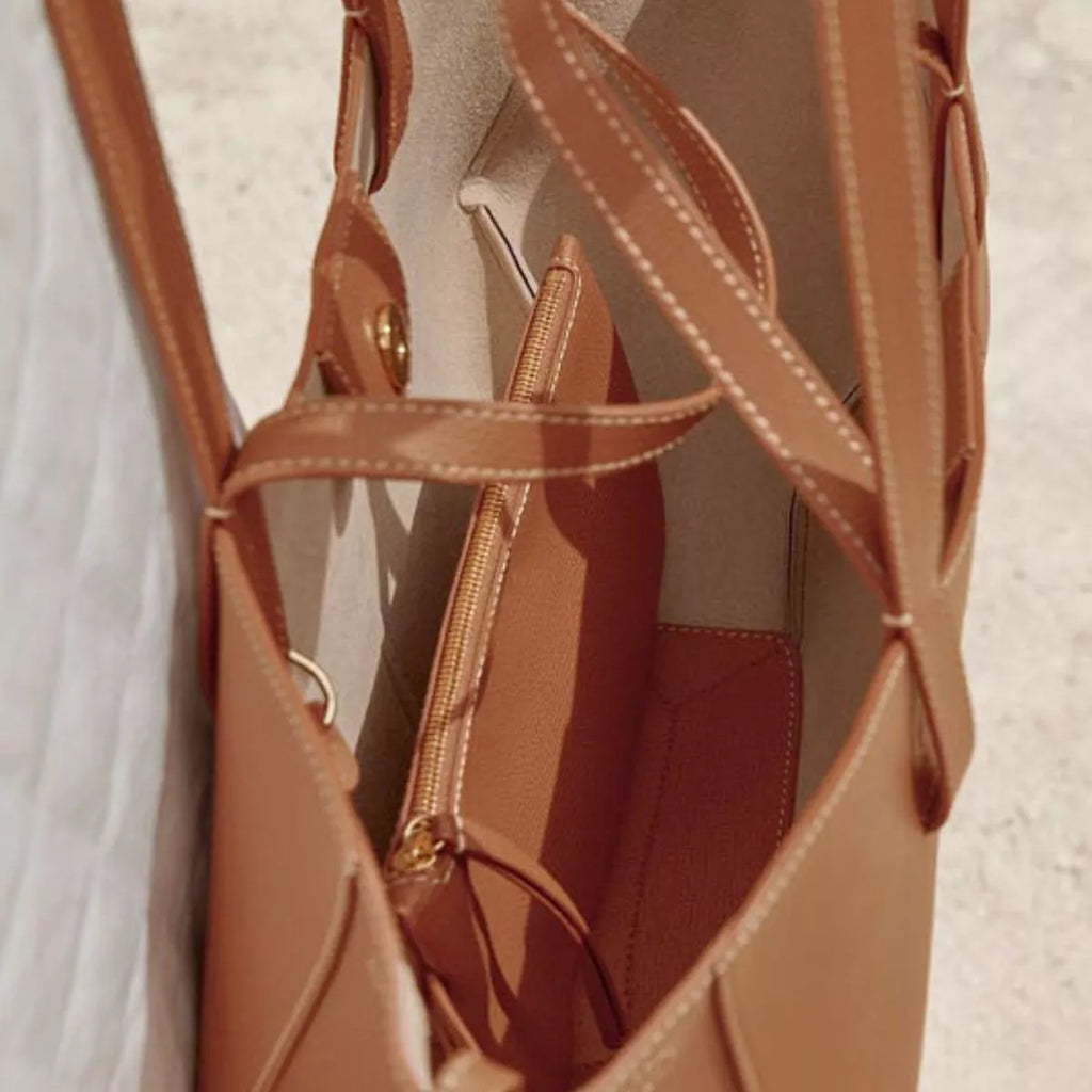 Women's PU Leather Tote Bag Caramel Medium Fashion Handbag 3546bdbc-a379-48d0-b169-a8ce02eec005-Max-Origin Trendsi