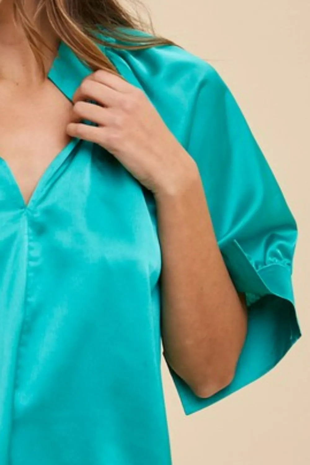Annie Wear Satin Blouse V Neck Open Short Sleeve Woven Emerald Top 3758a876-6950-4cb8-84d5-830da05fd6a4-Max-Origin Trendsi