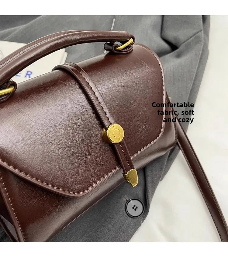 Women's Vintage Style Messenger Bag High Quality Soft Leather Flap Crossbody Bag