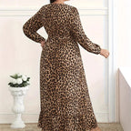 Damen Maxi-Kleid mit Leo-Print, langen Ärmeln und Schlitz, Wickeloptik, Übergröße