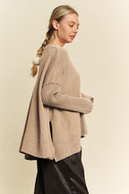 Davi & Dani Women’s Tan Oversized Ribbed V-Neck Sweater 3ad36a43-5b67-4e4f-a2a1-91a443637c44-Max Trendsi