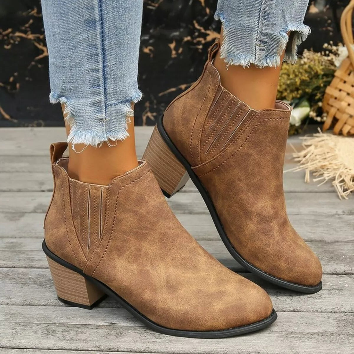 Women's Ankle Boots Pu Leather Point Toe Block Mid Heels Shoes Brown 3be61679500a461e9806546b27a19b4f-Max-Origin Trendsi