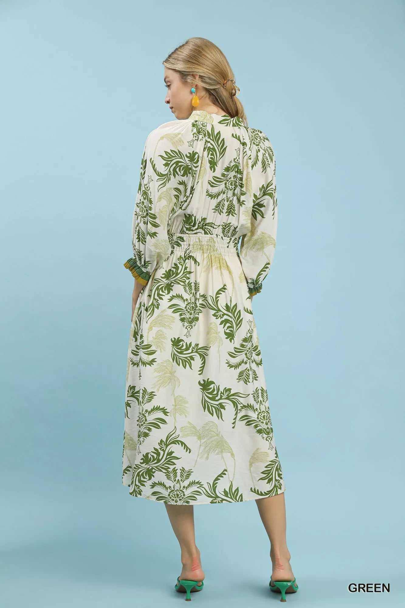 Umgee Midi Dress Green Tropical Print Button Detail Smocked 3/4 Sleeve 3c184cb9-0e1d-4759-ae47-8fed1af5d4a5-Max-Origin Trendsi