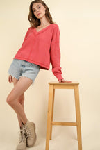 VERY J US Knit Top Coral Exposed Seam V-Neck Ribbed 3d57ba9d-ca58-4e61-992a-ae050580e2de-Max Trendsi