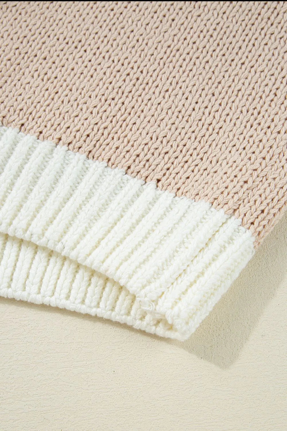 Knit Top Sleeveless Round Neck Horseshoe Contrast Sweater Vest 3dfd55e8-9a24-44f3-8e37-c0964082c100-Max-Origin Trendsi