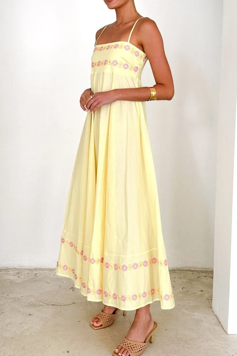 Maxi Dress Floral Embroidered Spaghetti Strap Ruffled A-Line Party 40fe3257-aeb2-4d0d-b9cc-b544f1a54e5b-Max-Origin Trendsi