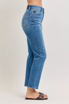 Judy Blue Straight-Leg Jeans High-Waisted Medium Wash Blue Denim Pants 4326ad38-22e6-4604-81f2-87e064476cc6-Max-Origin Trendsi