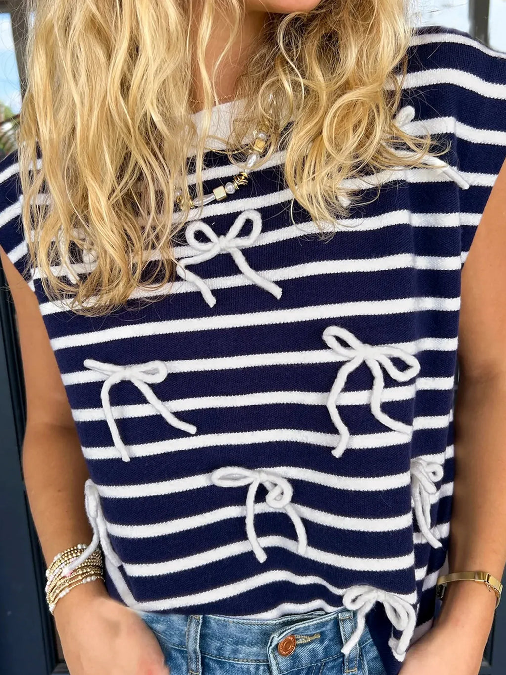 Women's Sweater Vest Navy Stripe Knitted Bow Decor Sleeveless Knit Top 468220c75d434ce8b30b7cdf1fa156c4-Max-Origin Trendsi