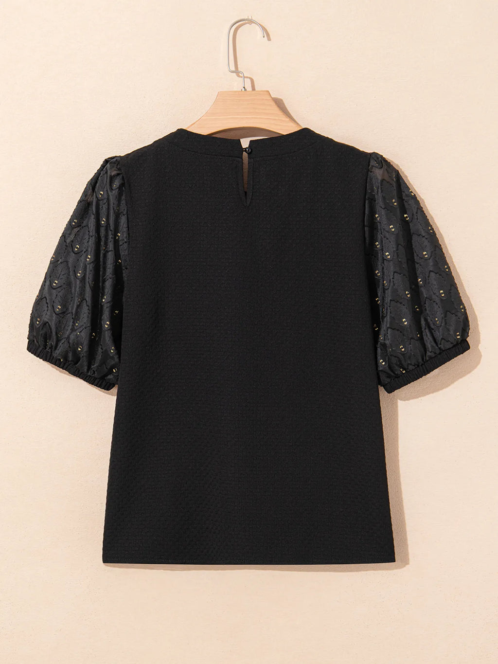 Women's Blouse Bubble Short Sleeve Patchwork Textured Black Top 46a09951308249d4a8fe6c292d8f0a2b-Max-Origin Trendsi