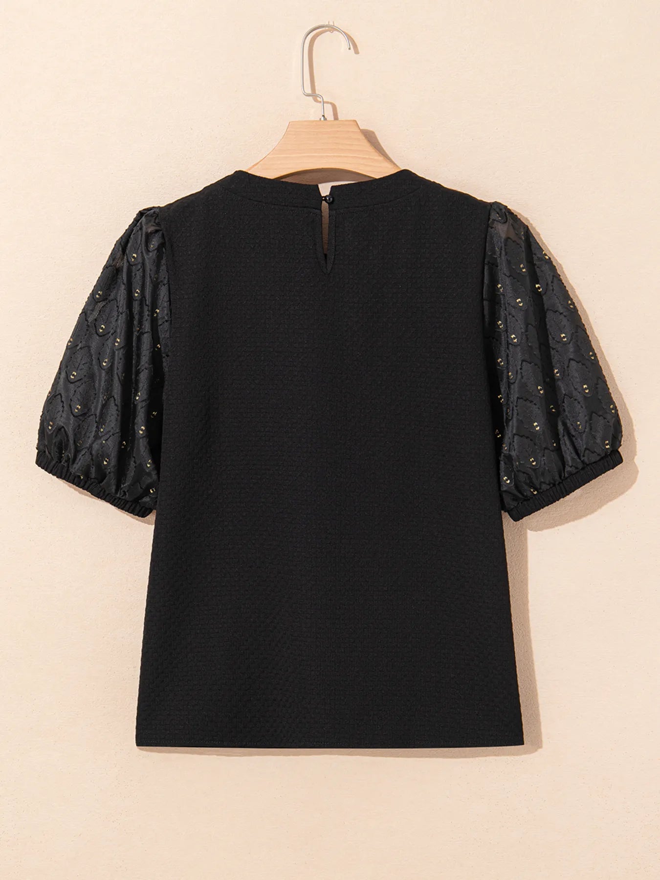Women's Blouse Bubble Short Sleeve Patchwork Textured Black Top 46a09951308249d4a8fe6c292d8f0a2b-Max-Origin Trendsi