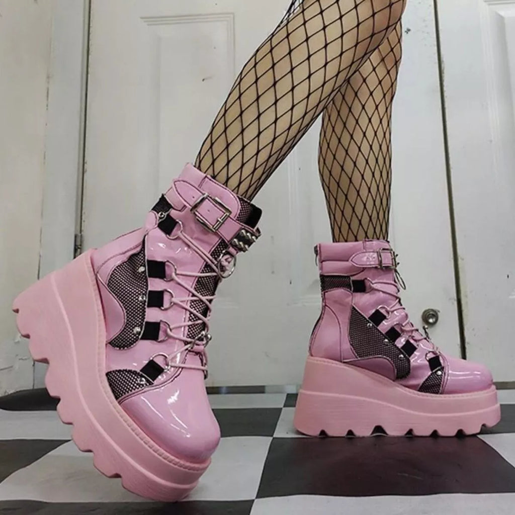 Lace Up Platform Wedge Boots 4702261f-80ad-45f4-8daa-e362fa44a16f-Max-Origin Trendsi