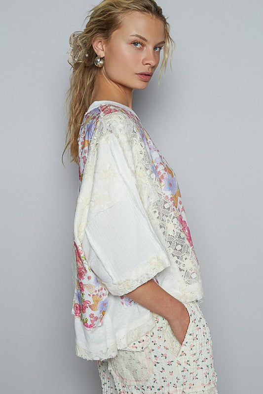 POL Blouse Off White Floral Lace Patch Round Neck Double Gauze Top 4839ade8-7dd0-4f98-bc58-f60e067e4117-Max Trendsi