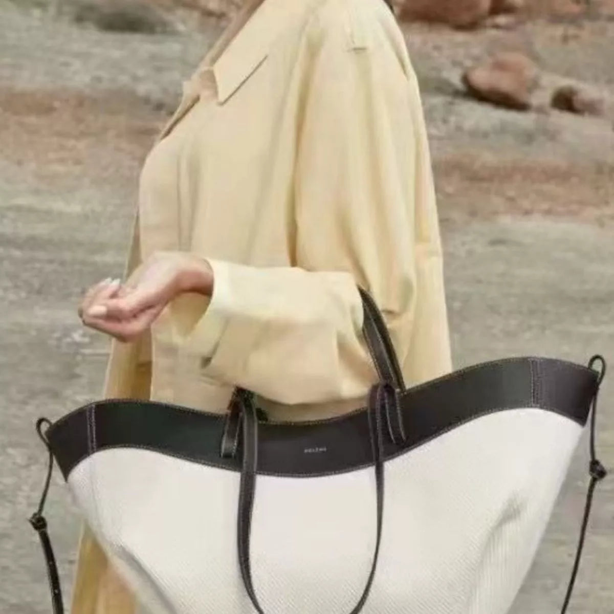 Women's Handbag White Black Two-Tone Pu Leather Tote 48e88053-d26a-4070-9500-313b1297e186-Max-Origin Trendsi