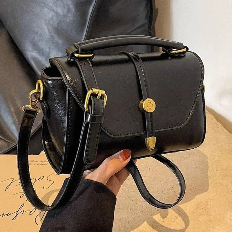 Women's Vintage Style Messenger Bag High Quality Soft Leather Flap Crossbody Bag