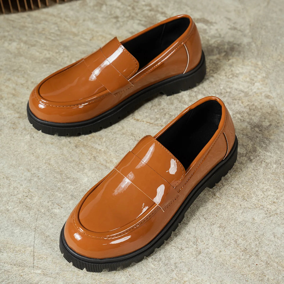 Woman Black Patent Leather Loafers Non-slip Platform Casual Shoes for Daily Wear