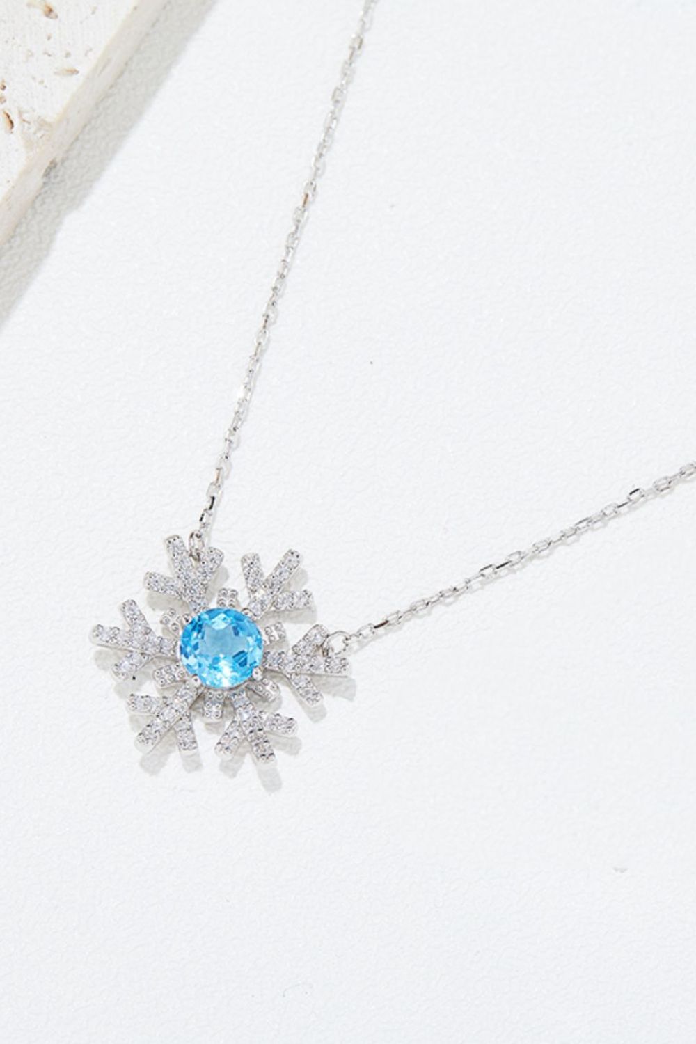 Murray Chain Necklace Blue Topaz Snowflake Shape 925 Sterling Silver Jewelry 4aa6de29-7c8d-498f-94ab-57ad56408aa5-Max Trendsi