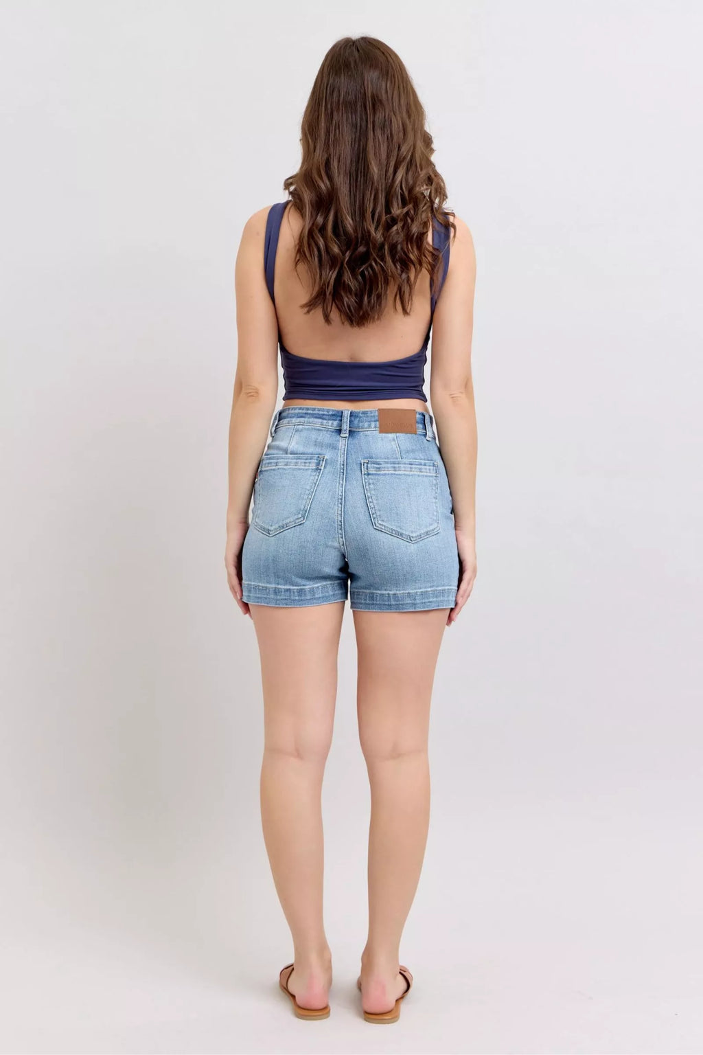 Judy Blue Women Denim Shorts Mid Rise Medium Wash 4d6445a6-3d24-4a03-993c-f6c2404faf63-Max-Origin Trendsi