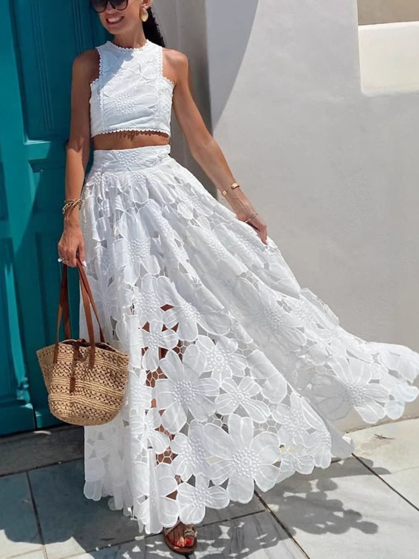 Floral Lace Tank and Skirt Set – Elegant Two-Piece Outfit with Cutout Design